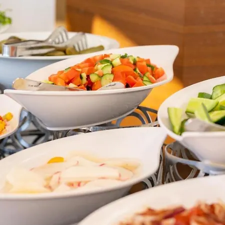 The Marilis Hill & Ultra Hotel Okurcalar