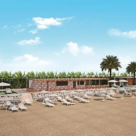 The Marilis Hill & Ultra Hotel
