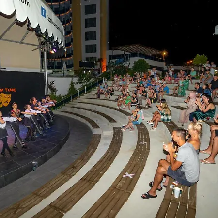The Marilis Hill & Ultra Okurcalar
