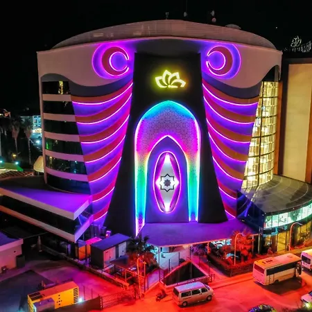 Hotel The Marilis Hill & Ultra Okurcalar